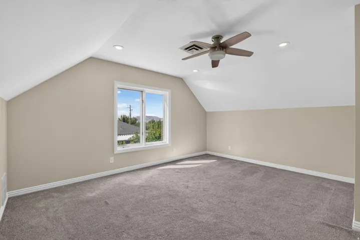 Upstairs Bedroom 2