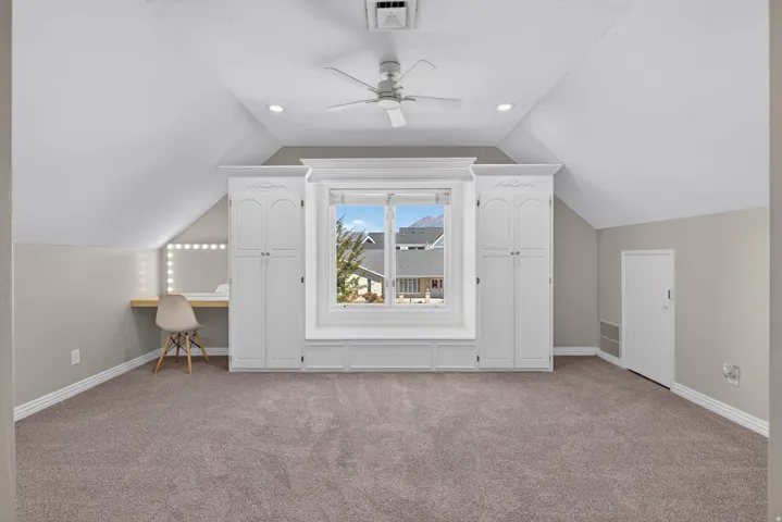 Upstairs Bedroom 4