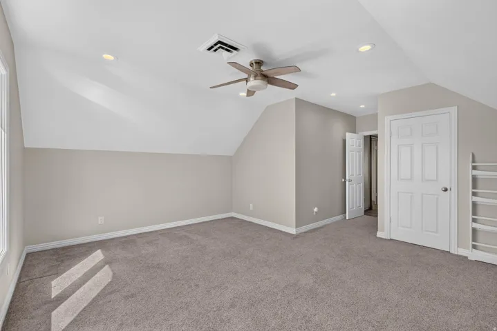 Upstairs Bedroom 2