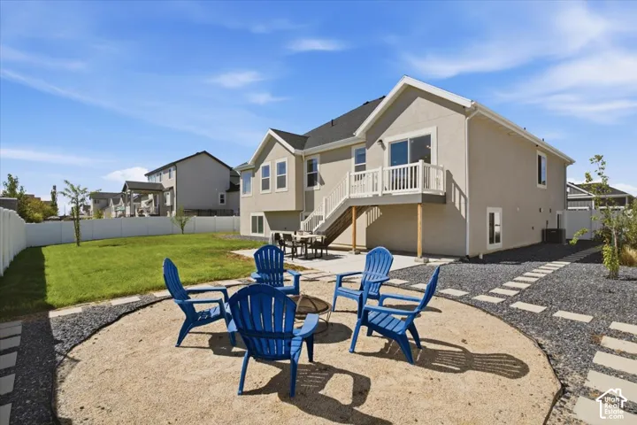 3411 W Blue Crane Dr, Clinton, Utah 84015
