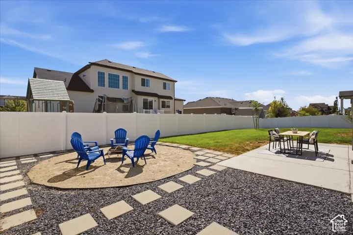 3411 W Blue Crane Dr, Clinton, Utah 84015