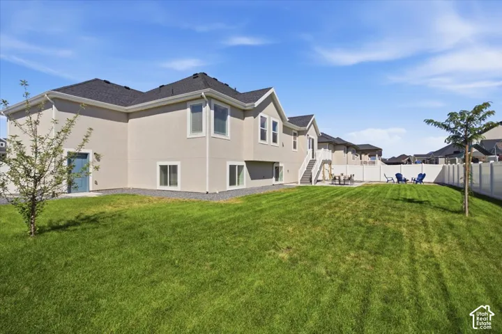 3411 W Blue Crane Dr, Clinton, Utah 84015