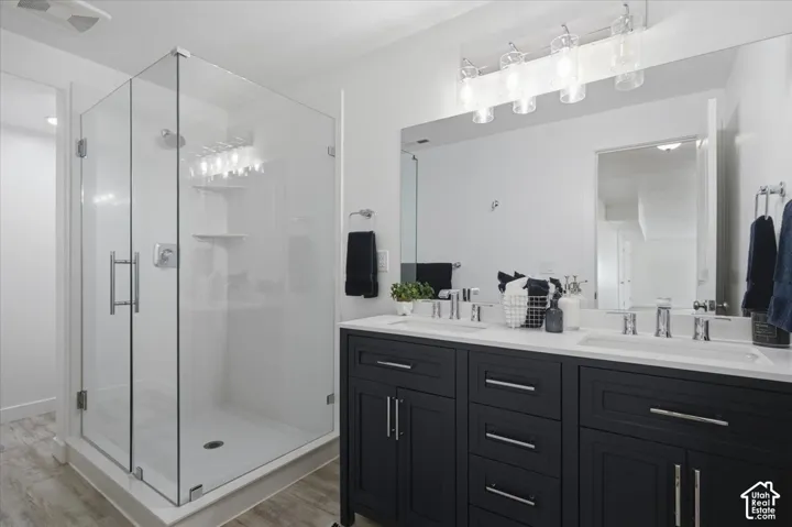 3411 W Blue Crane Dr, Clinton, Utah 84015