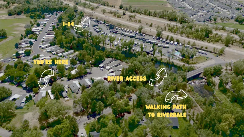 Arial view of HOA and location perks
