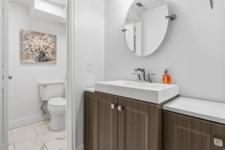 2424 E 4430 S, Holladay, Utah 84124