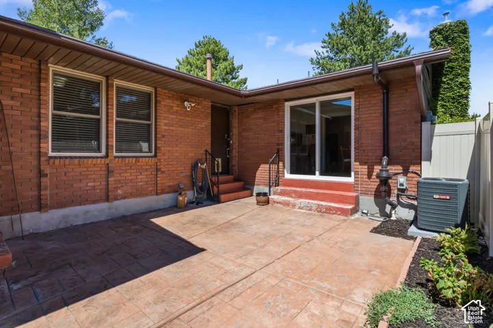 2424 E 4430 S, Holladay, Utah 84124