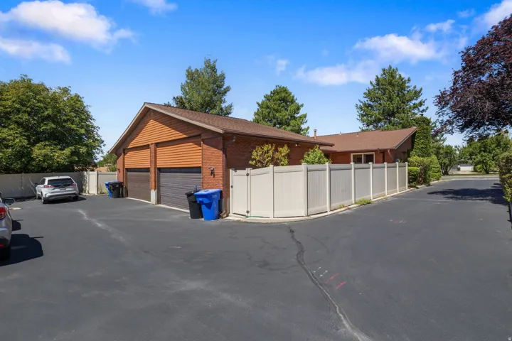 2424 E 4430 S, Holladay, Utah 84124