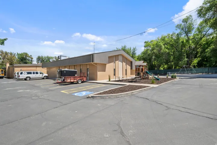 1800 E 5600 S, Holladay, Utah 84121