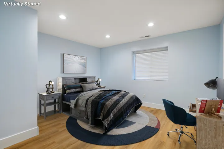 1317 W 2340 N, Clinton, Utah 84015