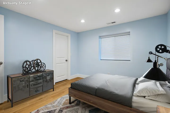 1317 W 2340 N, Clinton, Utah 84015