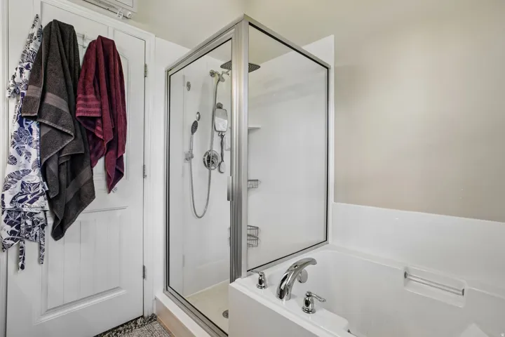 1317 W 2340 N, Clinton, Utah 84015