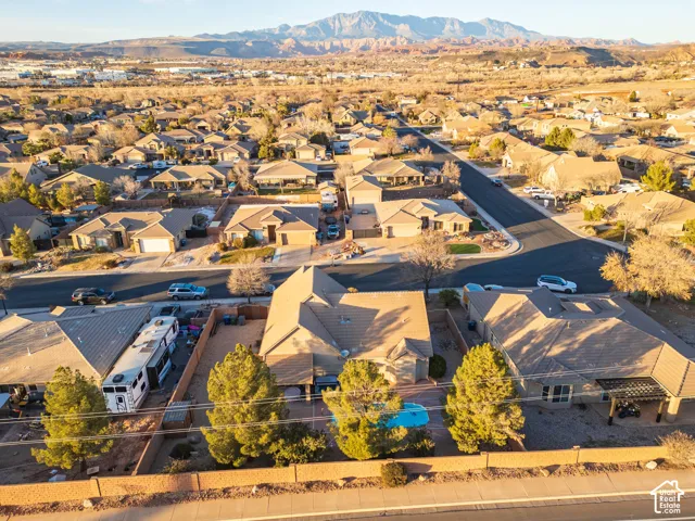 Residential neighborhood featuring single-story homes and mountainous scenery