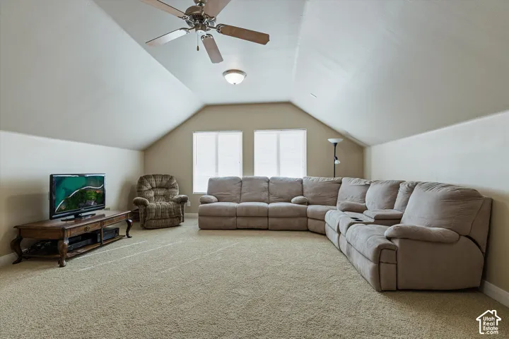 Angled ceiling with a central ceiling fan