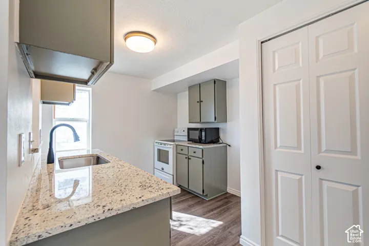 ADU 2 Kitchen