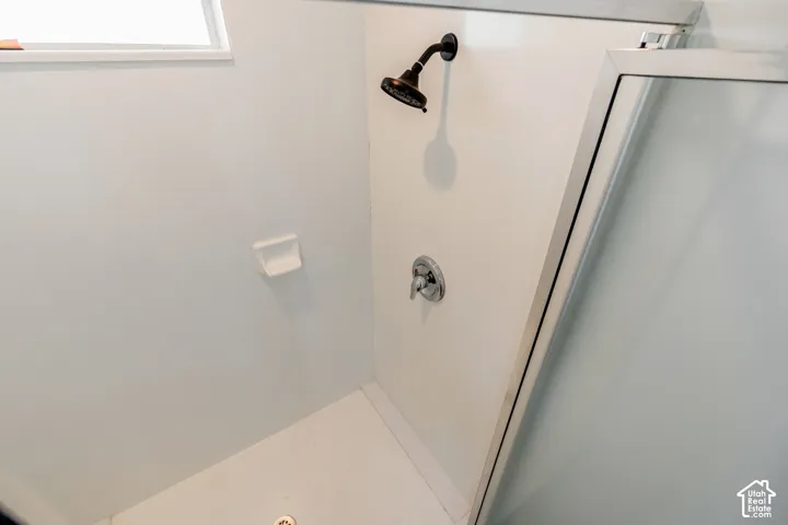 Main Floor Primary Bathroom