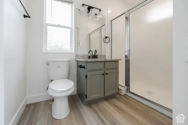 Main Floor Primary Bathroom