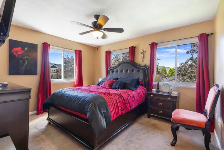 Recessed ceiling with an attached ceiling fan and light fixture