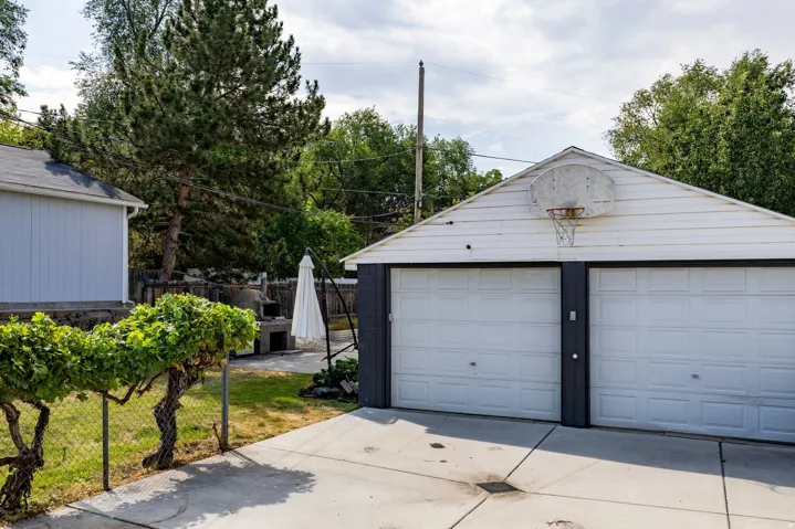 2562 E 3210 S, Salt Lake City, Utah 84109
