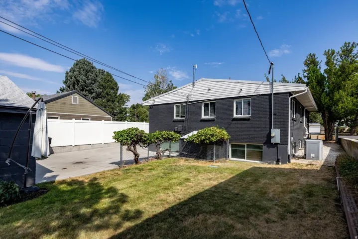 2562 E 3210 S, Salt Lake City, Utah 84109