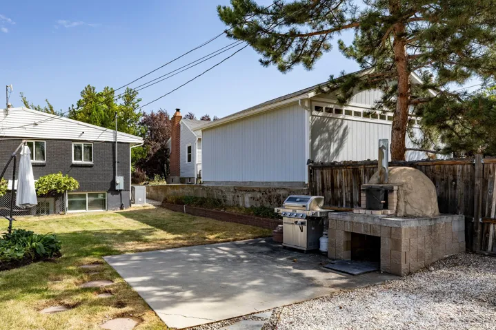 2562 E 3210 S, Salt Lake City, Utah 84109