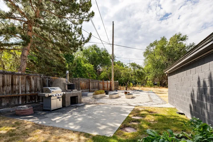 2562 E 3210 S, Salt Lake City, Utah 84109