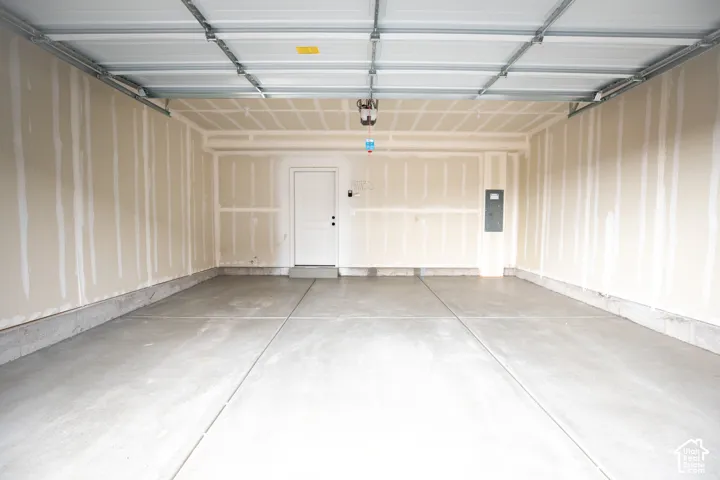 Full 2 car garage