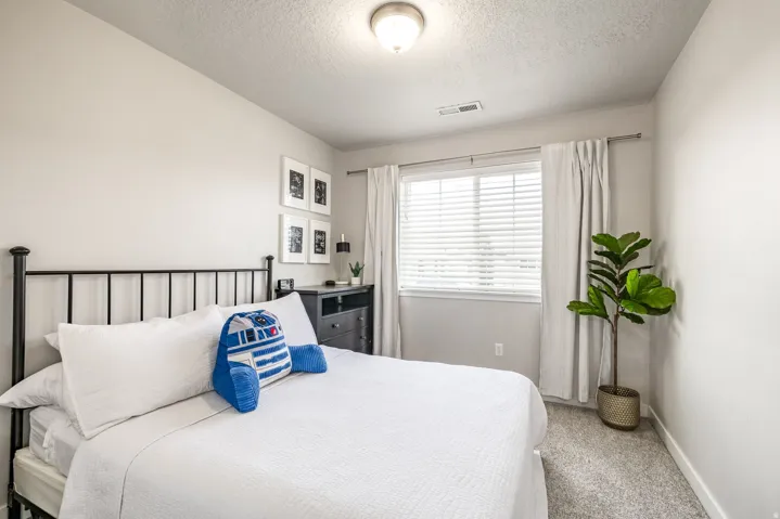 5312 W Croyden Ln, Herriman, Utah 84096