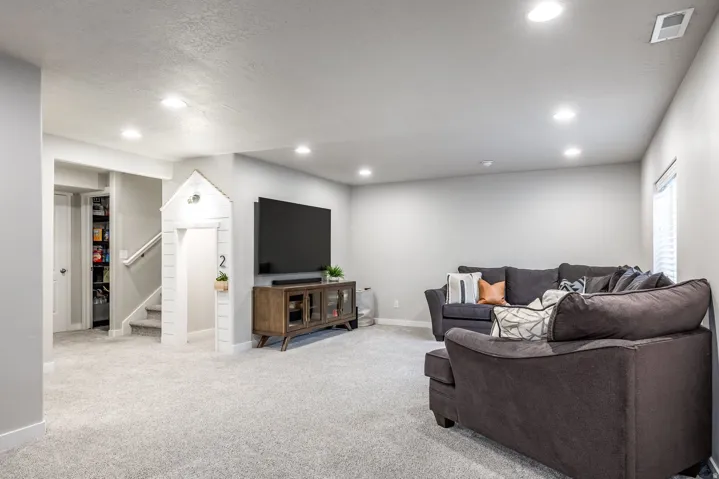5312 W Croyden Ln, Herriman, Utah 84096