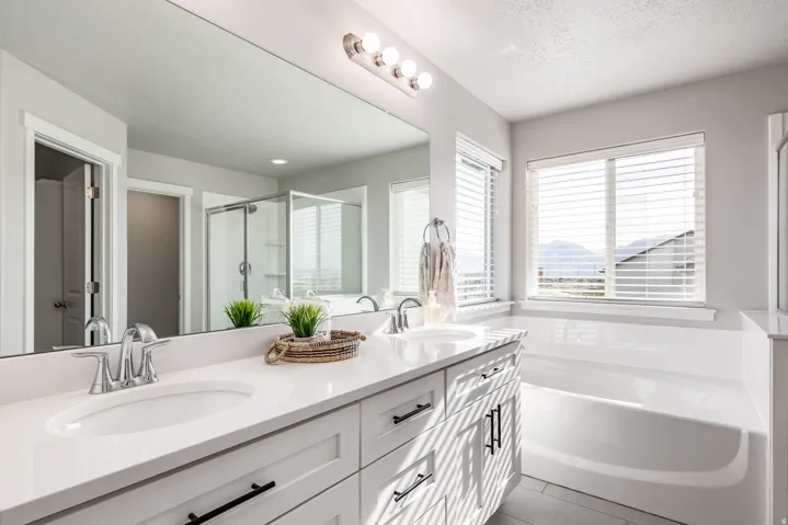 5312 W Croyden Ln, Herriman, Utah 84096