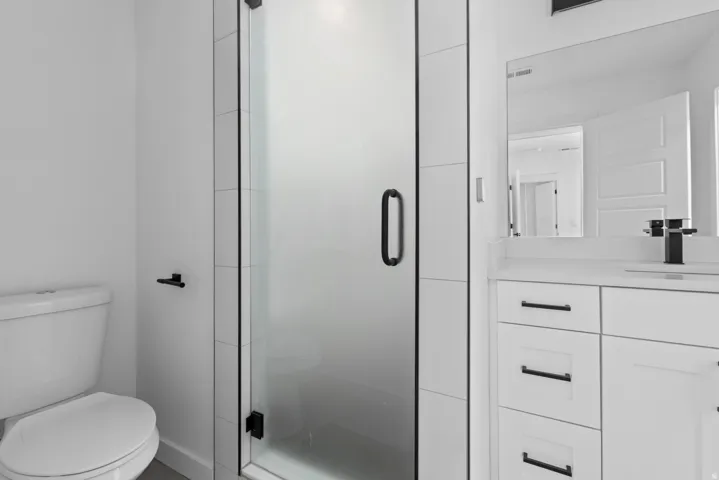 Unit #2STEAM SHOWER