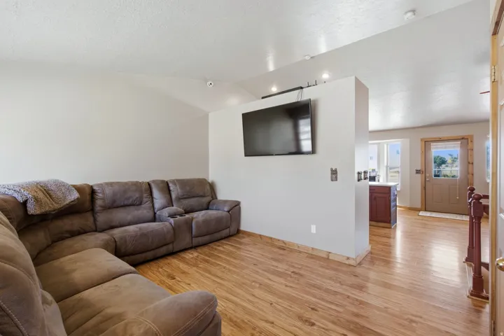3291 W 12075 S, Riverton, Utah 84065