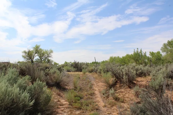 4500 S Notom Rd, Torrey, Utah 84775