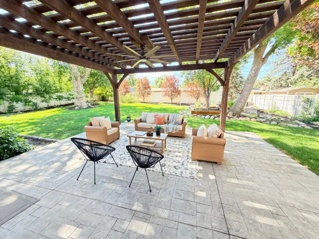 1938 E Vintage Woods Ct, Holladay, Utah 84117