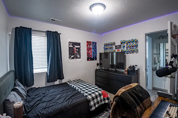 6426 W Chan Reese Dr, West Jordan, Utah 84081