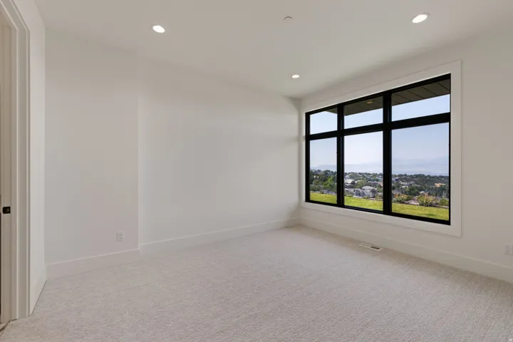 6 E Eastern Peak Cv, Sandy, Utah 84092