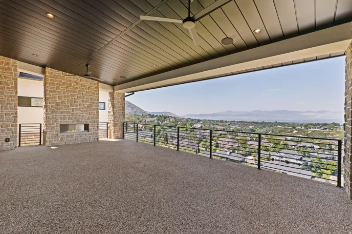 6 E Eastern Peak Cv, Sandy, Utah 84092
