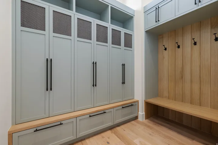 Mud Room off of garage