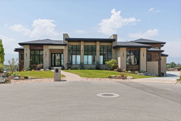 6 E Eastern Peak Cv, Sandy, Utah 84092