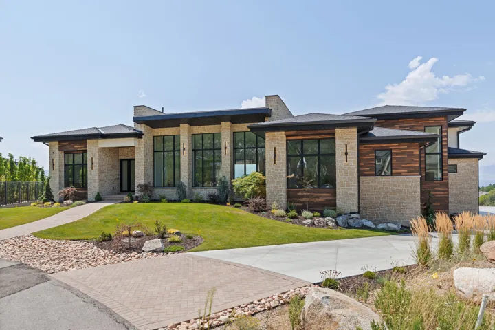 6 E Eastern Peak Cv, Sandy, Utah 84092
