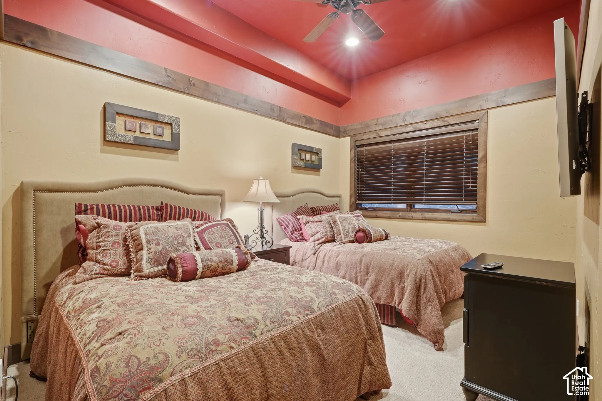 Recessed lighting and ceiling fan illumination