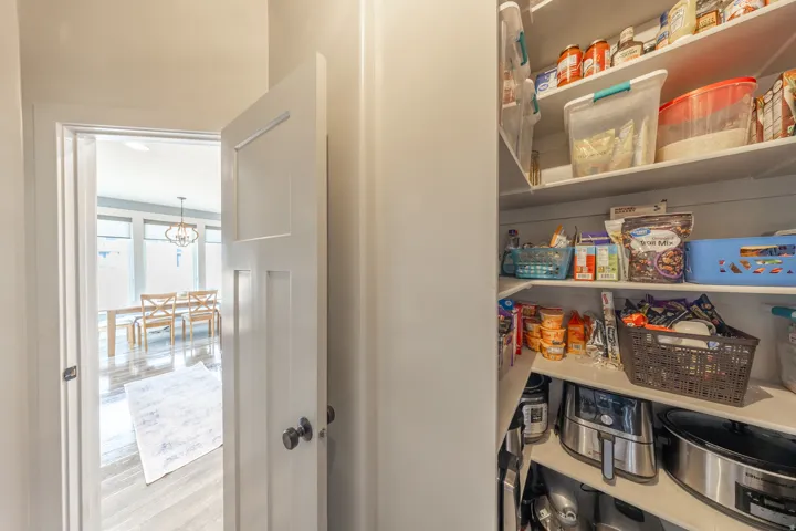 Kitchen Pantry