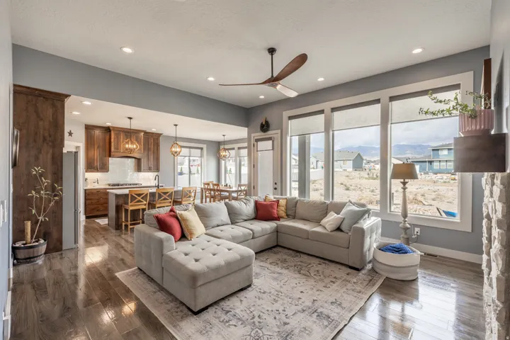 624 S Maxwell Dr, Grantsville, Utah 84029