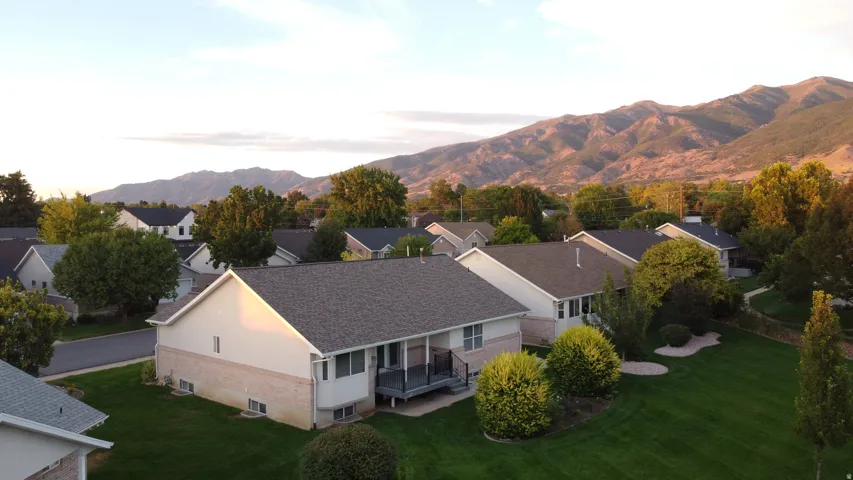84 Belmore Dr, Kaysville, Utah 84037