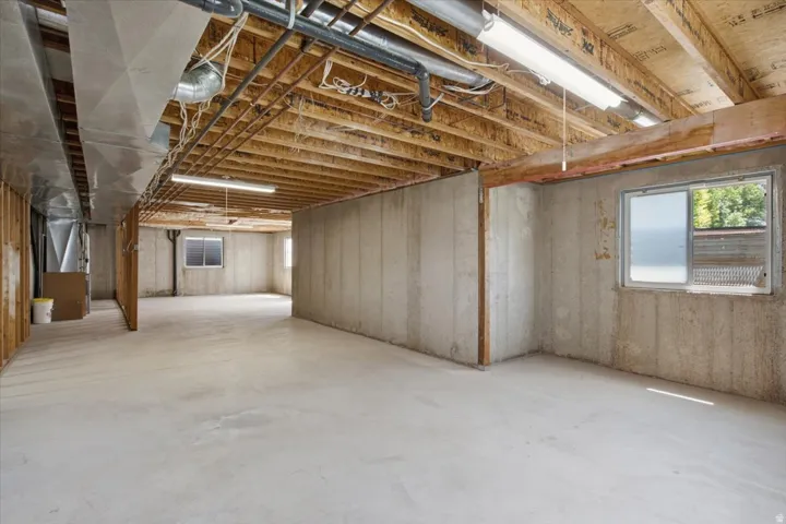 84 Belmore Dr, Kaysville, Utah 84037