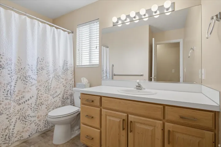 84 Belmore Dr, Kaysville, Utah 84037