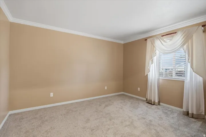84 Belmore Dr, Kaysville, Utah 84037