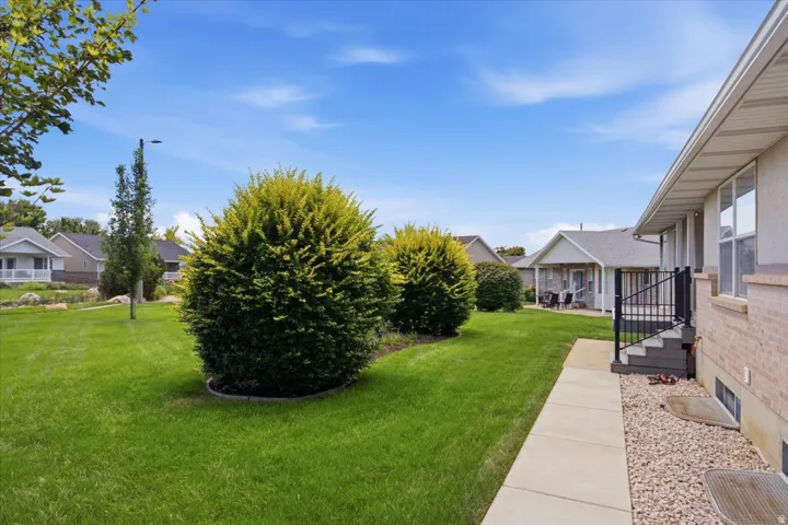 84 Belmore Dr, Kaysville, Utah 84037