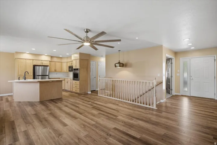 84 Belmore Dr, Kaysville, Utah 84037