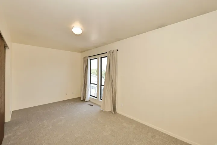 Upstairs bedroom #2