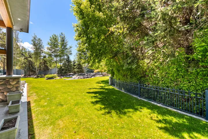 6288 S S Moffat Farm Ln, Murray, Utah 84121